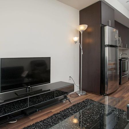 Life Suites Luxury Downtown Condos Toronto Ngoại thất bức ảnh